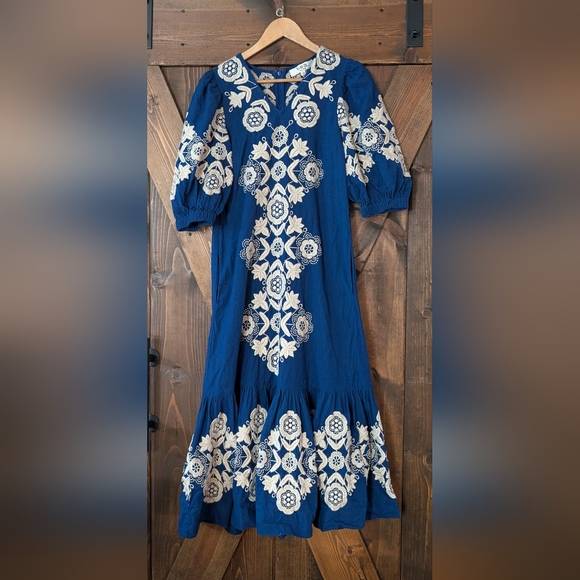 Sea New York Dresses & Skirts - Sea New York Navy Dress with Cream Embroidery